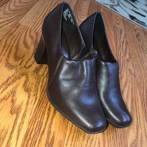 High heeled boots